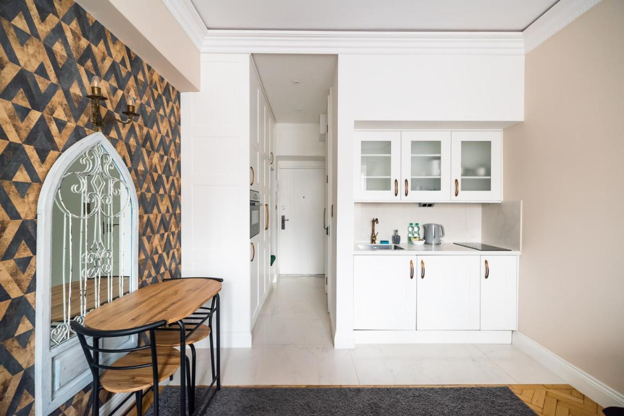 City Centre All In One Apartment 바르샤바 외부 사진